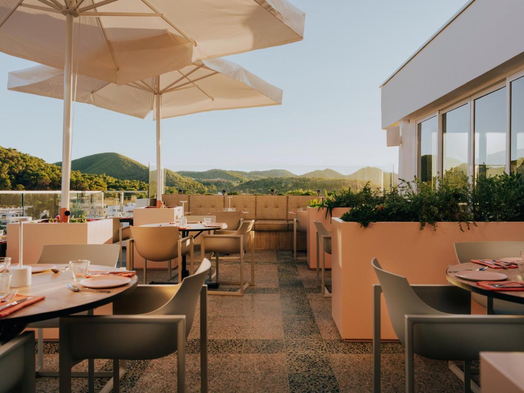 Hyde Ibiza Hotel Cala Llonga  Exterior photo