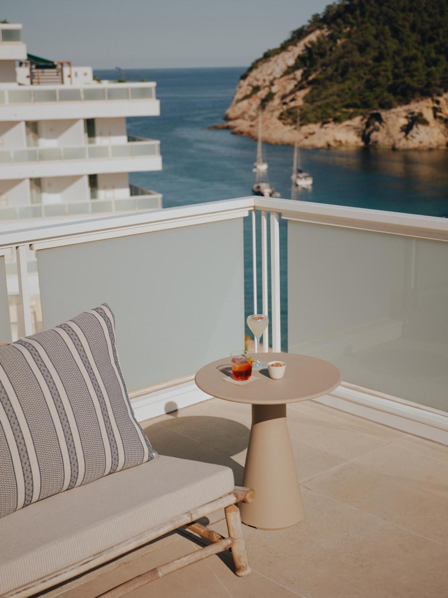 Hyde Ibiza Hotel Cala Llonga  Exterior photo